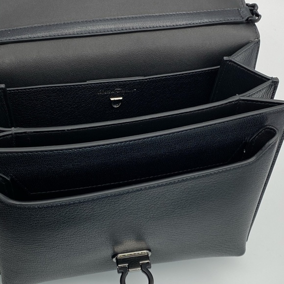 Salvatore Ferragamo Trifolio shoulder bag - Picture 13 of 16